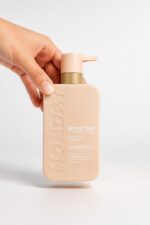 MONDAY Moisture + Hyaluronic Acid Shampoo
